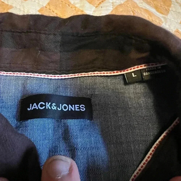 Men’s Size L Jack and Jones Brown Plaid Flannel - Picture 3 of 5